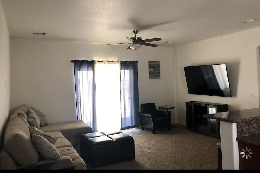 Photo of Livingroom in Fort Mohave