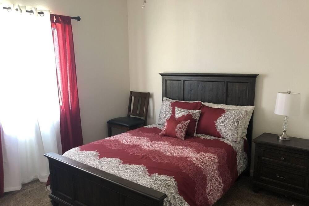 Photo of Bedroom in Fort Mohave