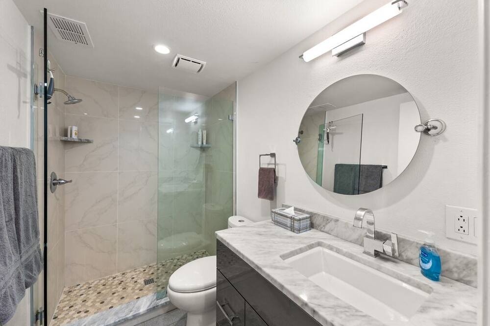 Photo of Bathroom in Old Las Palmas