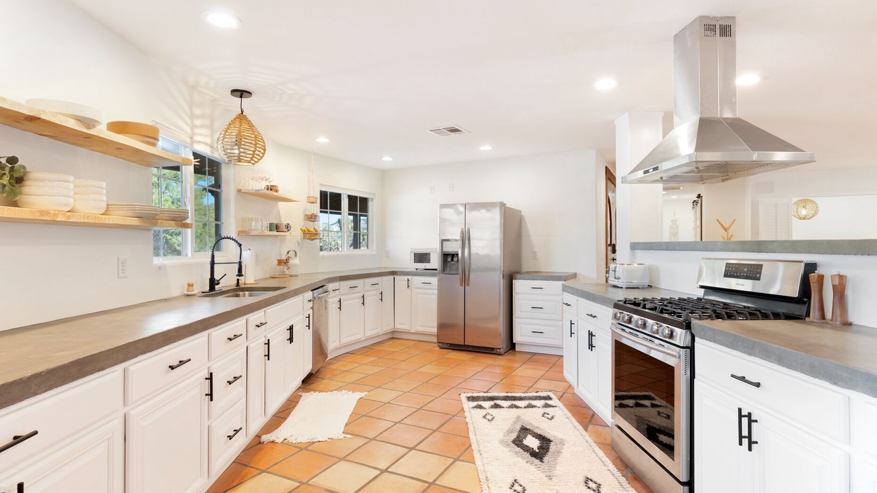 Photo of Kitchen in Yucca Valley