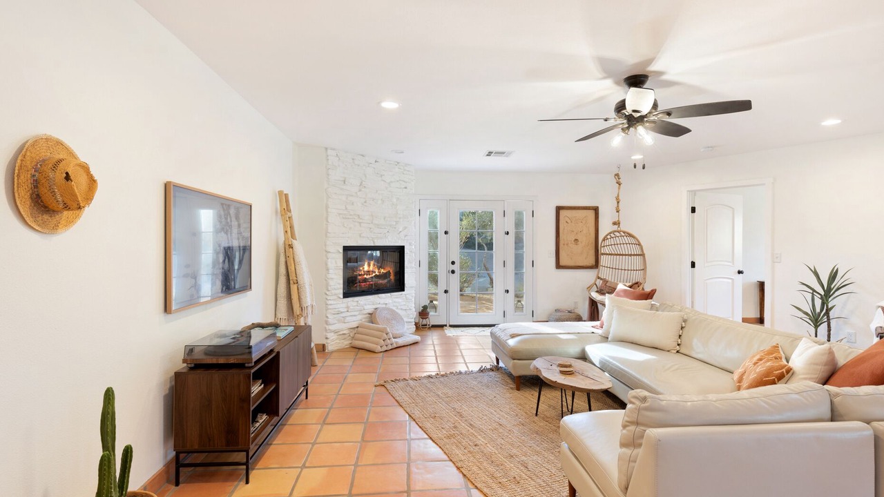 Photo of Livingroom in Yucca Valley