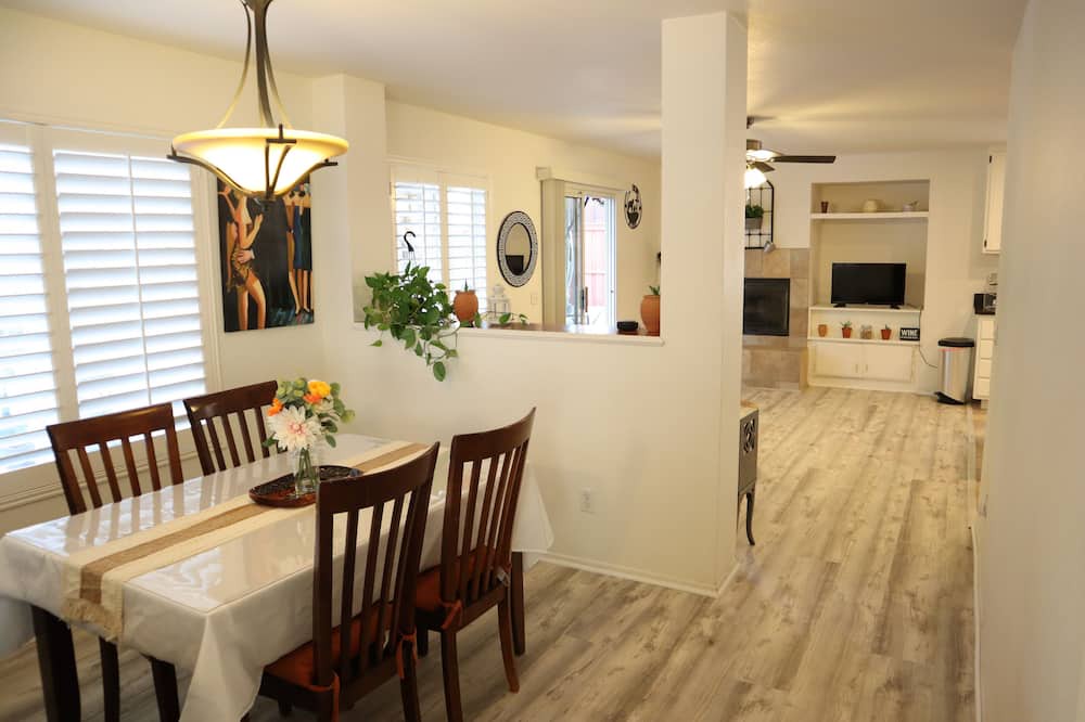 Photo of Kitchen in Lake Elsinore