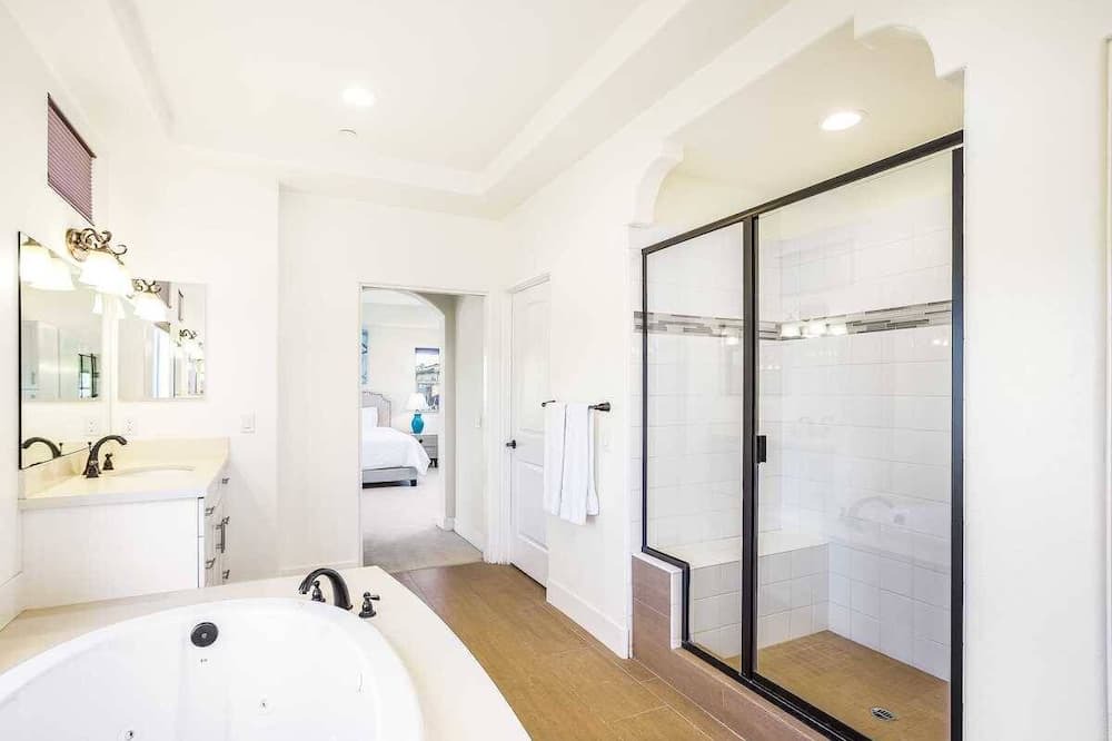 Photo of Bathroom in Glendora