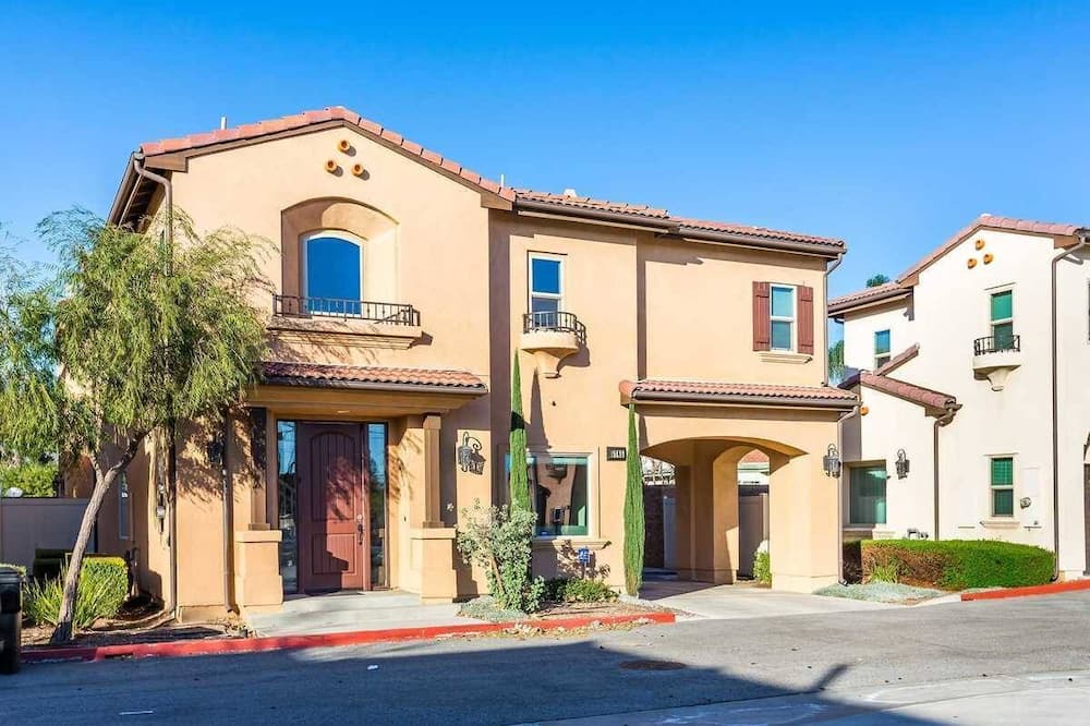 Photo of Outdoor in Glendora