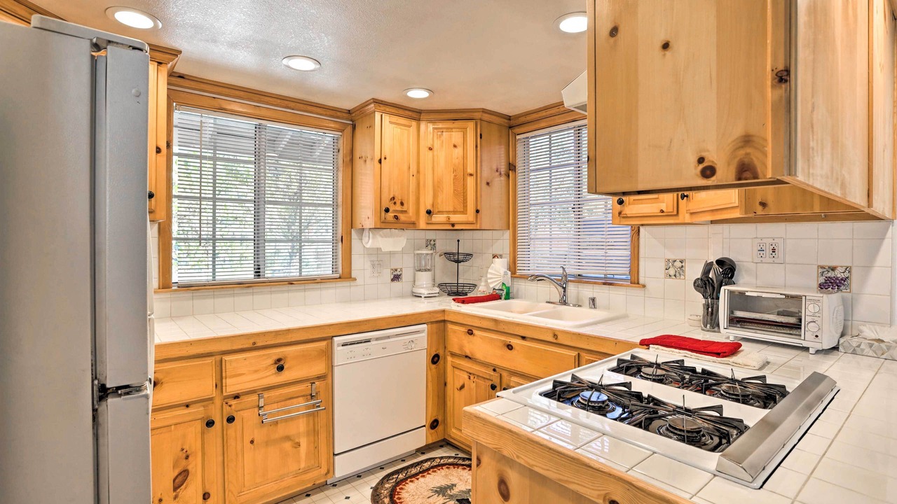 Photo of Kitchen in Big Bear City