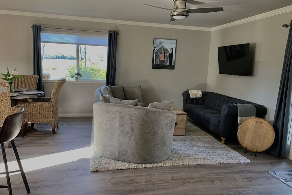 Photo of Livingroom in Santa Rosa