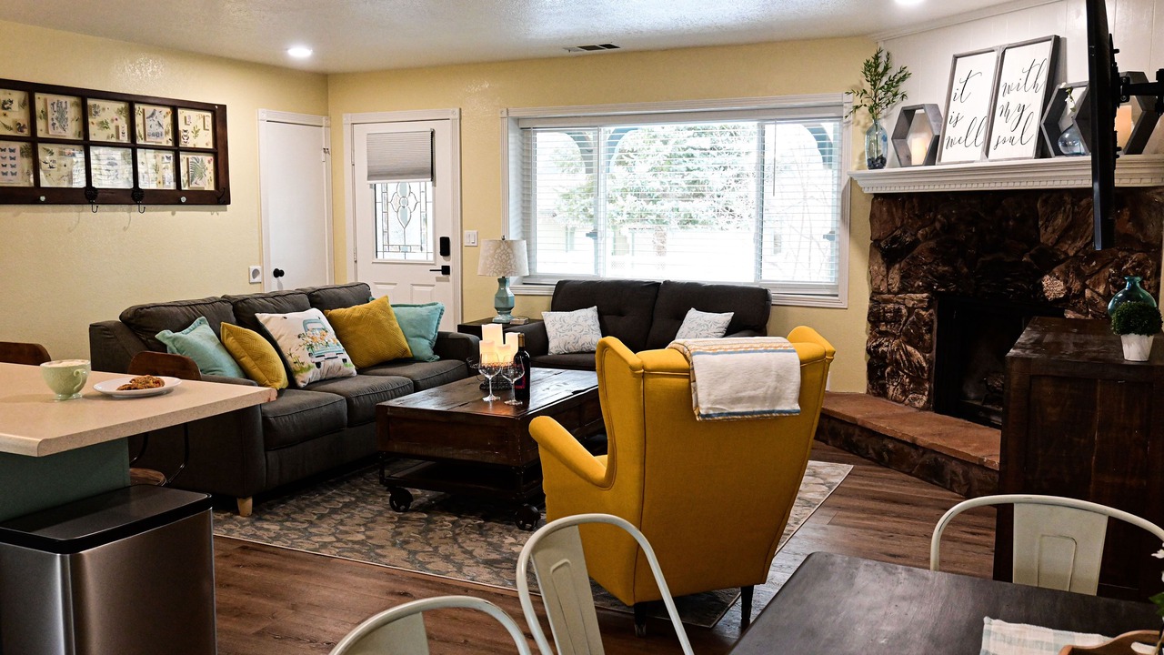 Photo of Livingroom in Big Bear