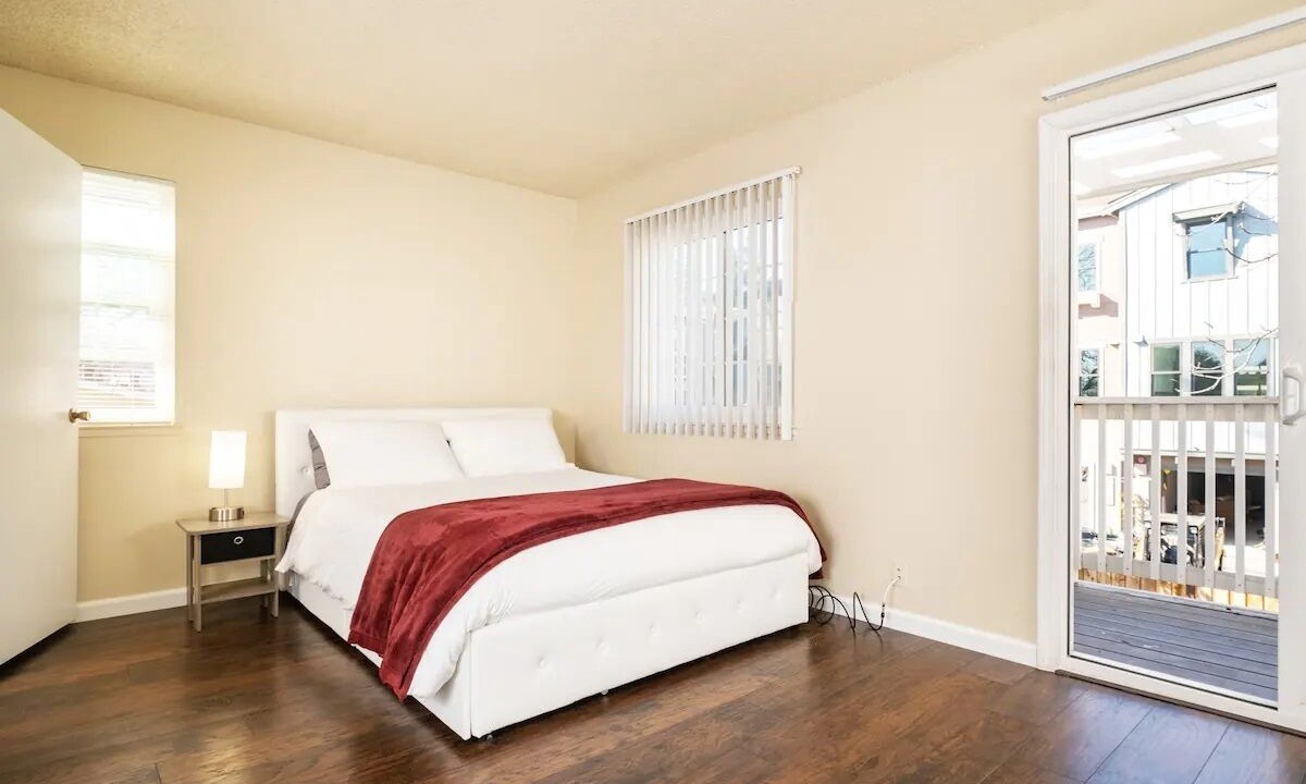 Photo of Bedroom in Mountain View