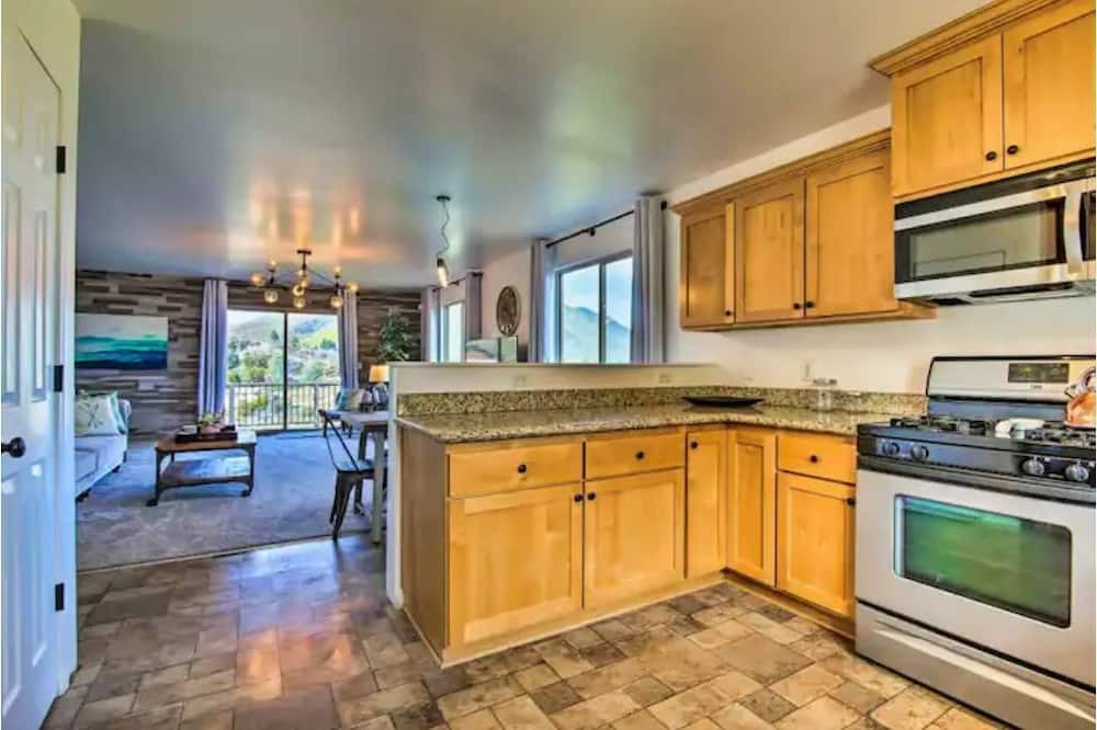 Photo of Kitchen in Kelseyville