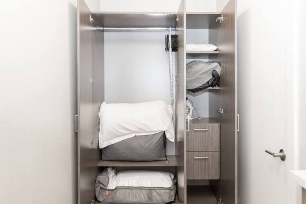 Photo of Bedroom in Midway District