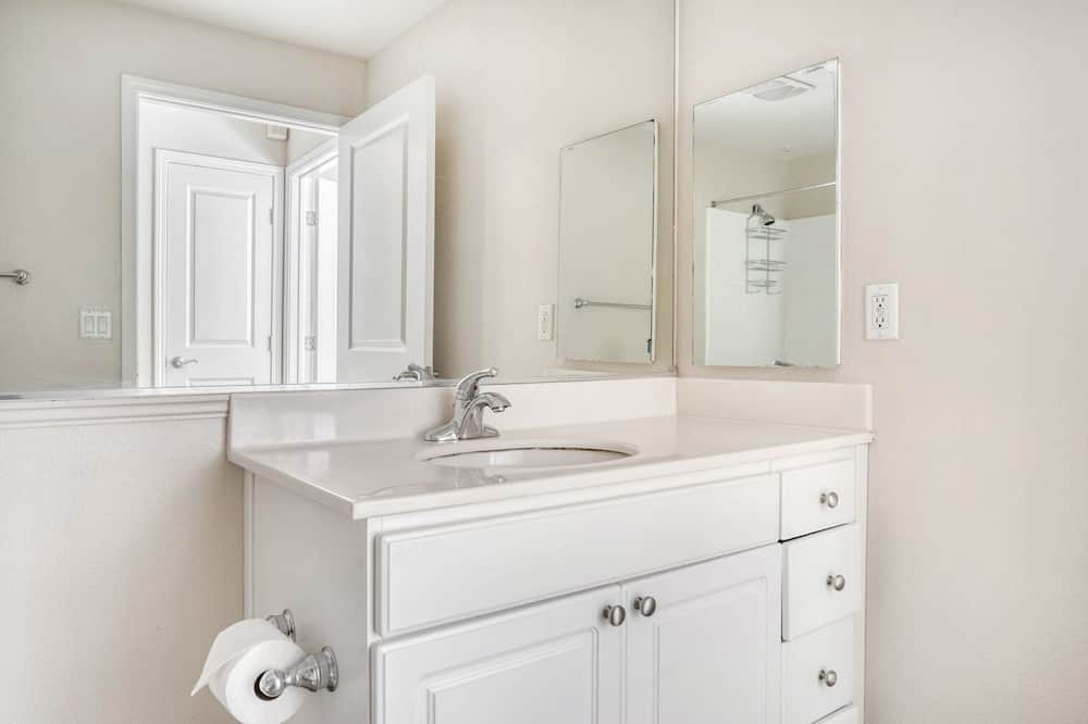 Photo of Bathroom in Morse Park