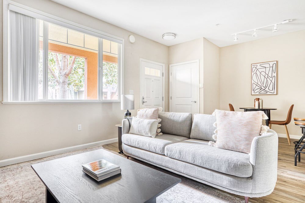 Photo of Livingroom in Morse Park