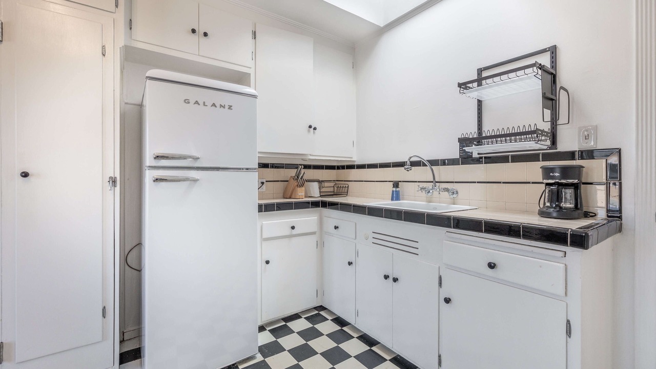 Photo of Kitchen in Outer Sunset