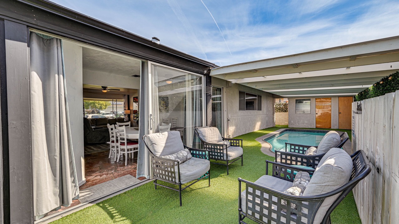 Photo of Outdoor in Lincoln Acres