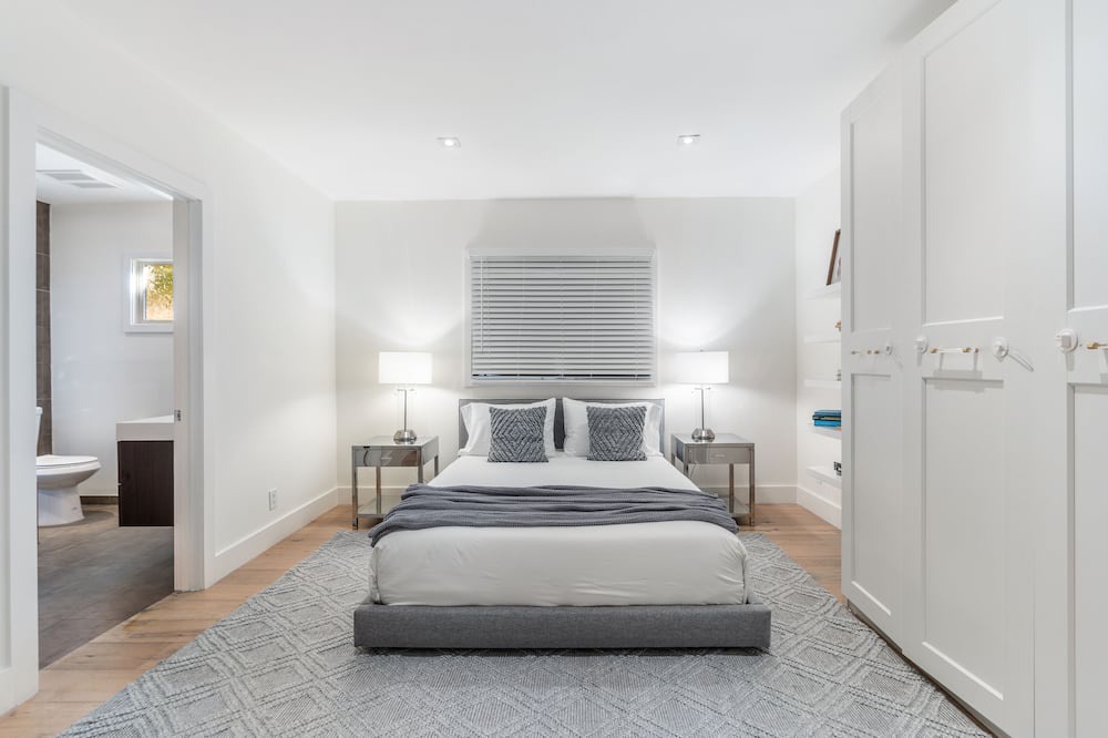 Photo of Bedroom in Studio City