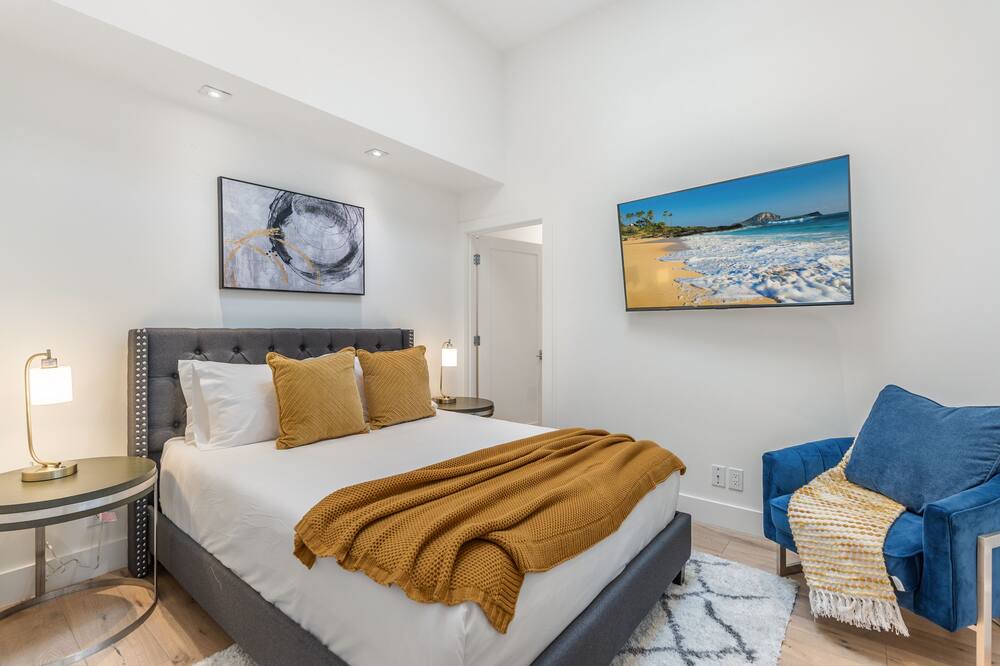 Photo of Bedroom in Studio City