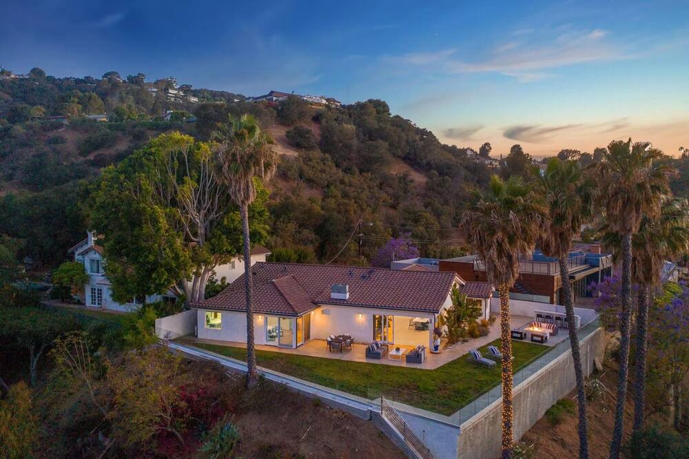 Photo of Others in Studio City