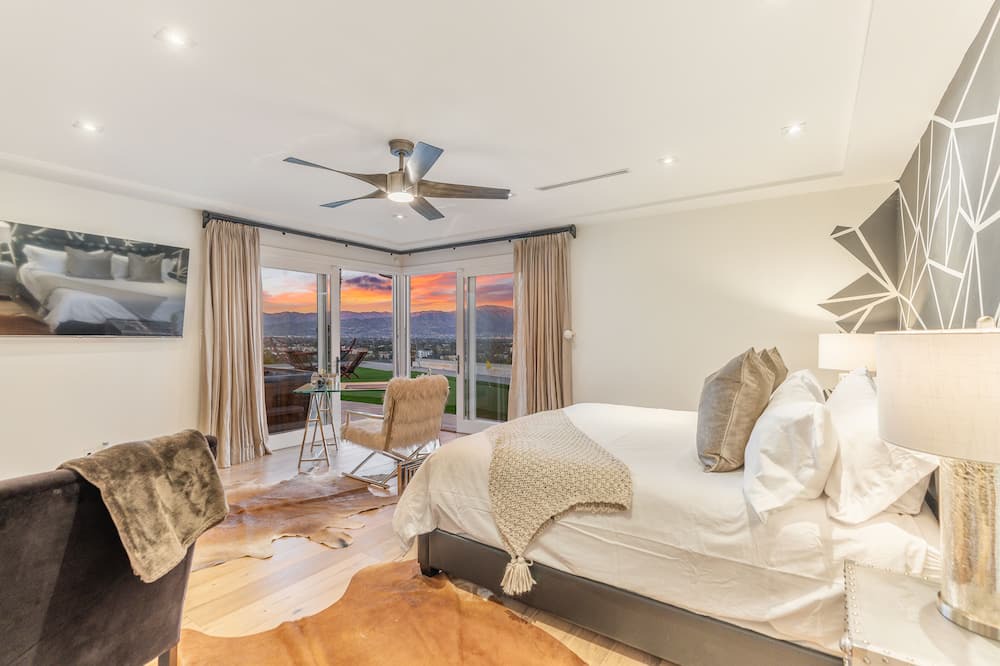 Photo of Bedroom in Studio City