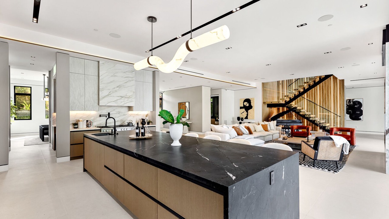 Photo of Kitchen in Tarzana