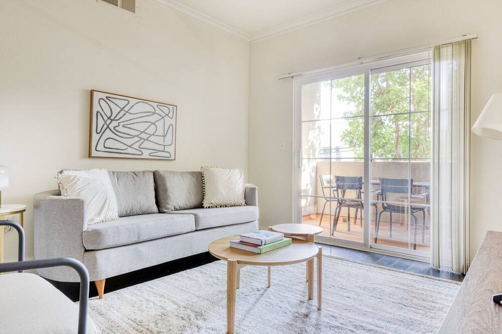 Photo of Livingroom in Koreatown