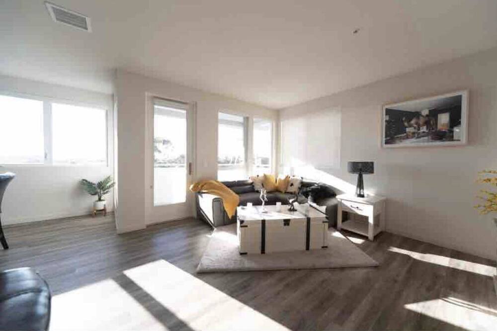 Photo of Livingroom in Marina del Rey