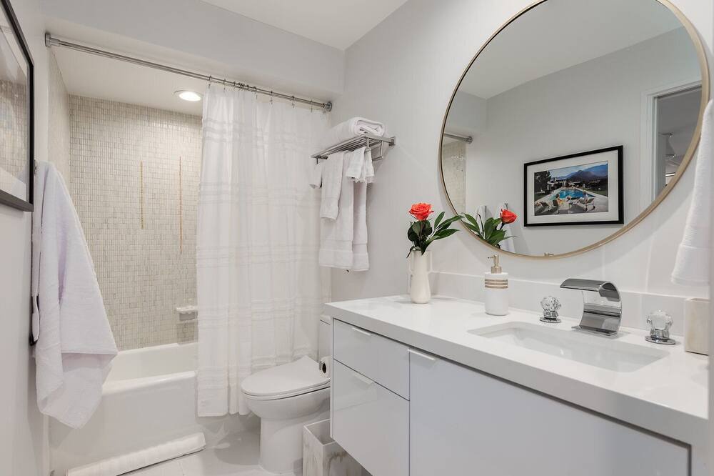 Photo of Bathroom in Old Las Palmas