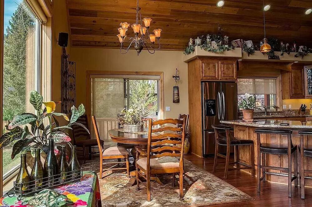 Photo of Kitchen in South Lake Tahoe