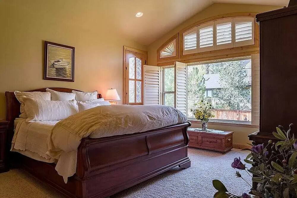Photo of Bedroom in South Lake Tahoe