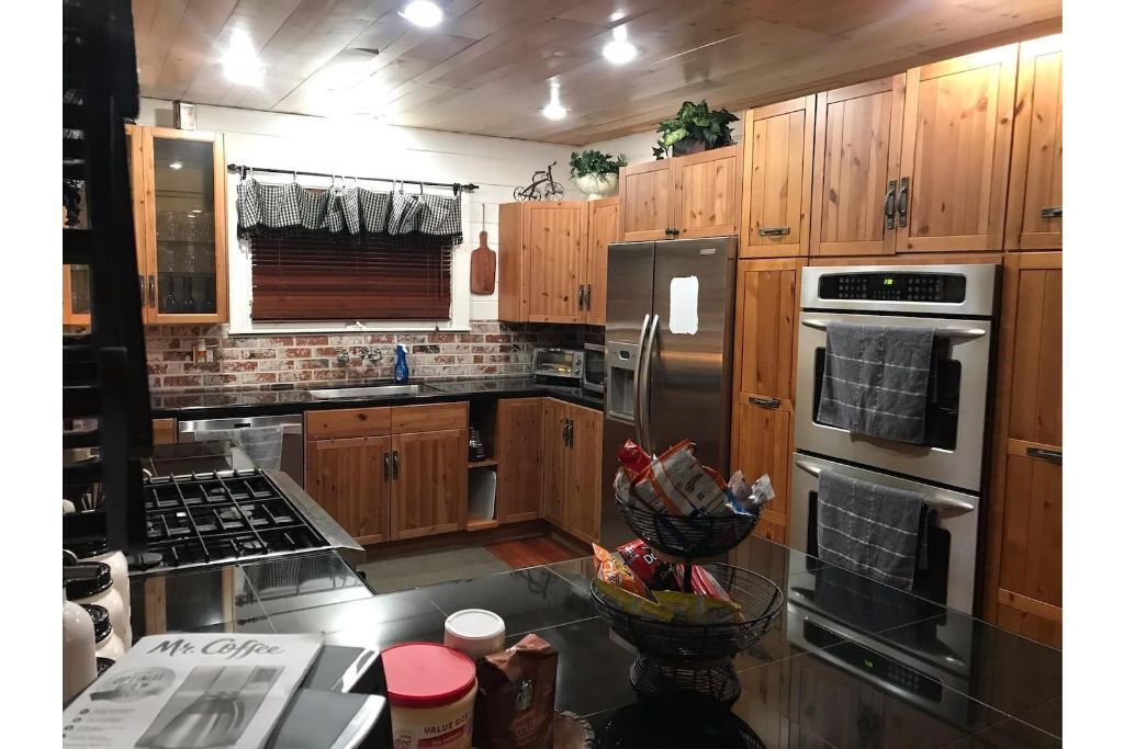 Photo of Kitchen in Cedarpines Park