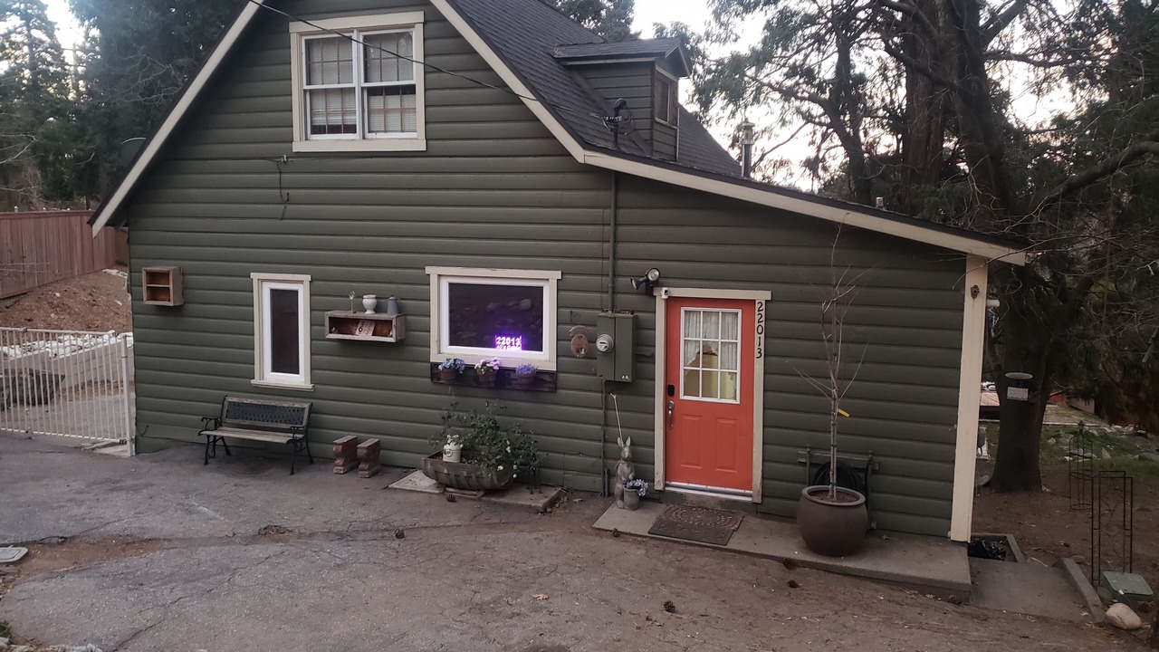 Photo of Outdoor in Cedarpines Park