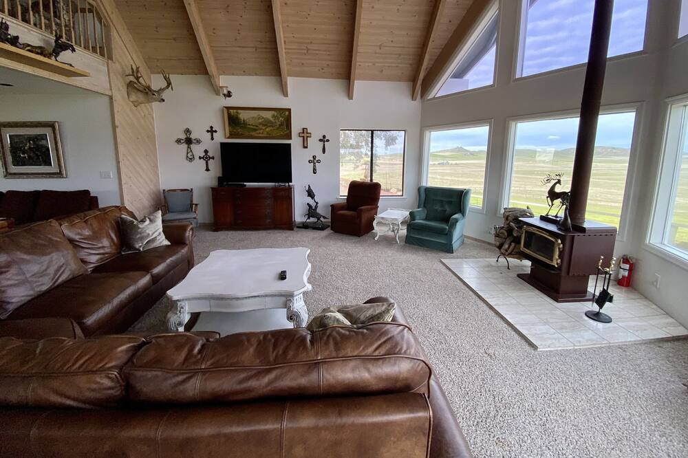 Photo of Livingroom in Raymond