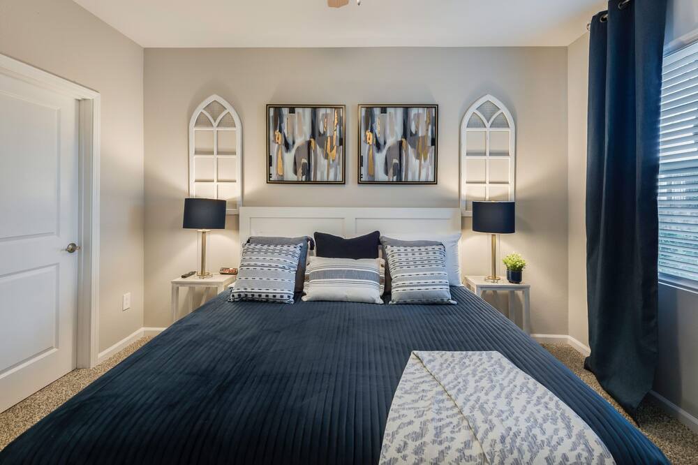 Photo of Bedroom in Roseville