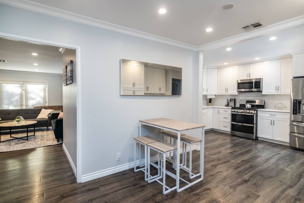Photo of Kitchen in Reseda