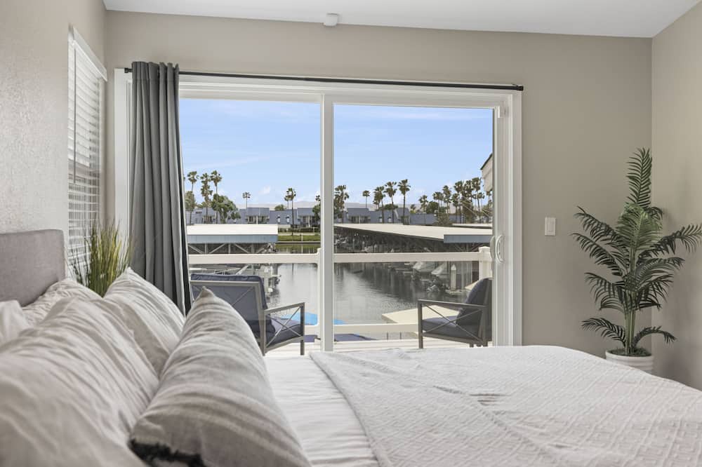 Photo of Bedroom in Discovery Bay
