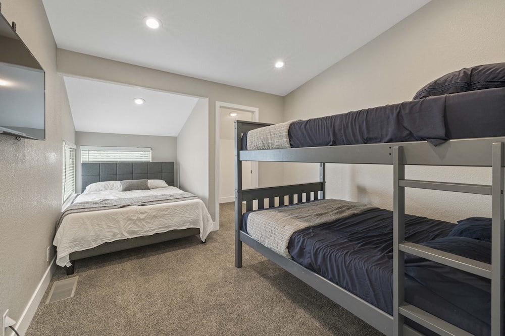 Photo of Bedroom in Discovery Bay