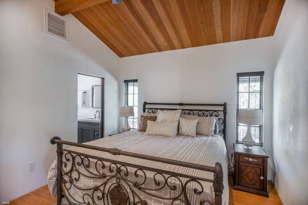 Photo of Bedroom in The Mesa