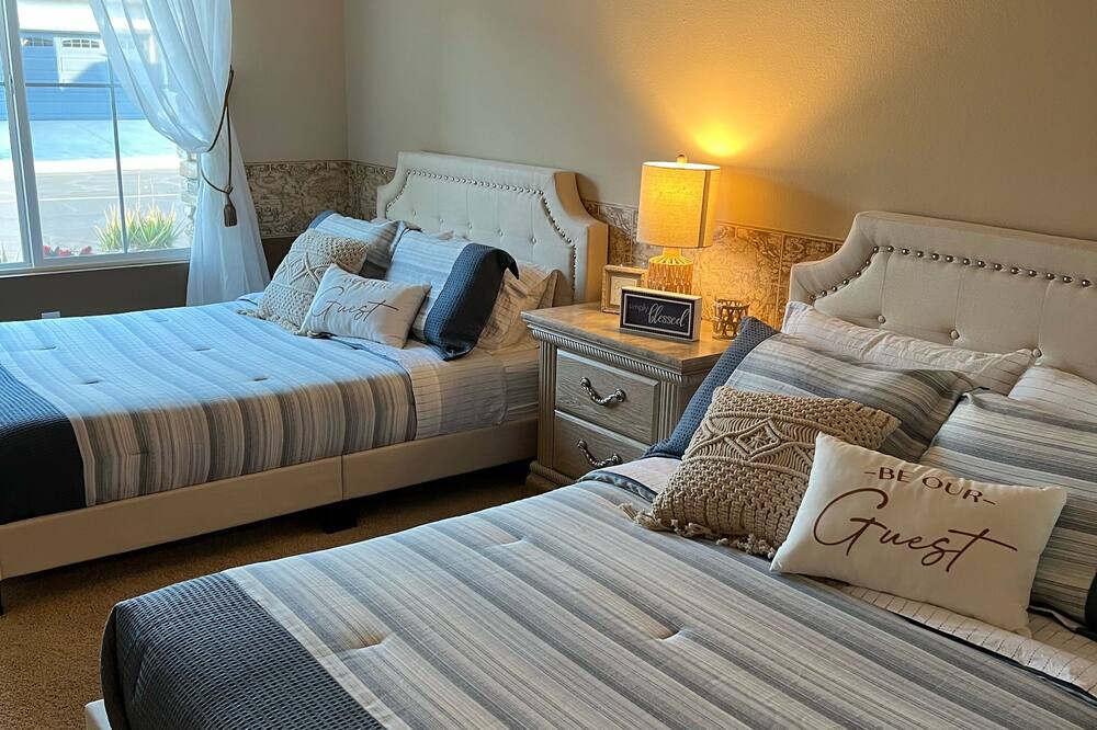 Photo of Bedroom in Desert Hot Springs
