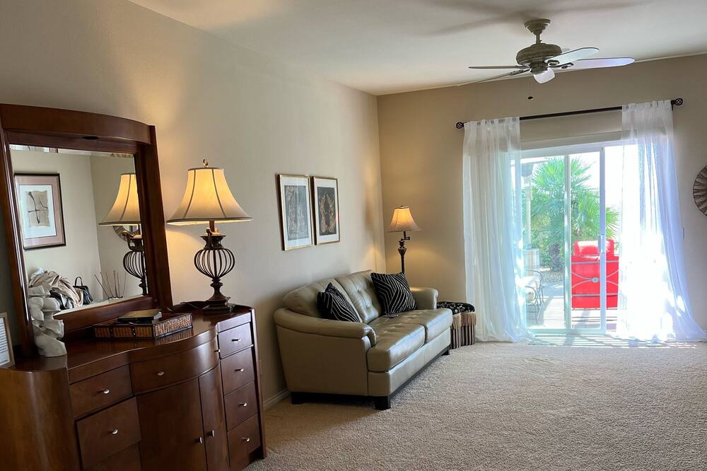 Photo of Bedroom in Desert Hot Springs