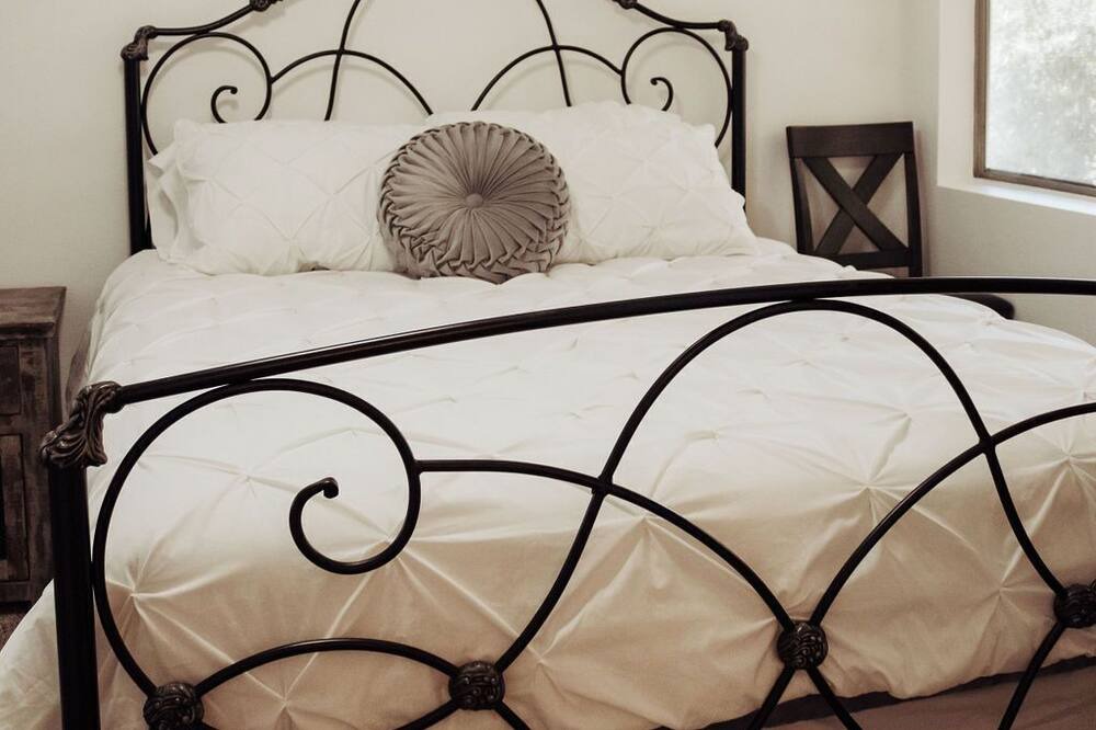 Photo of Bedroom in Hemet