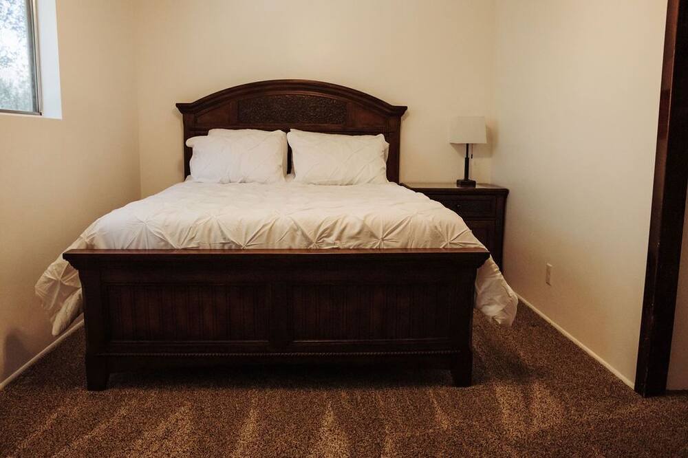 Photo of Bedroom in Hemet