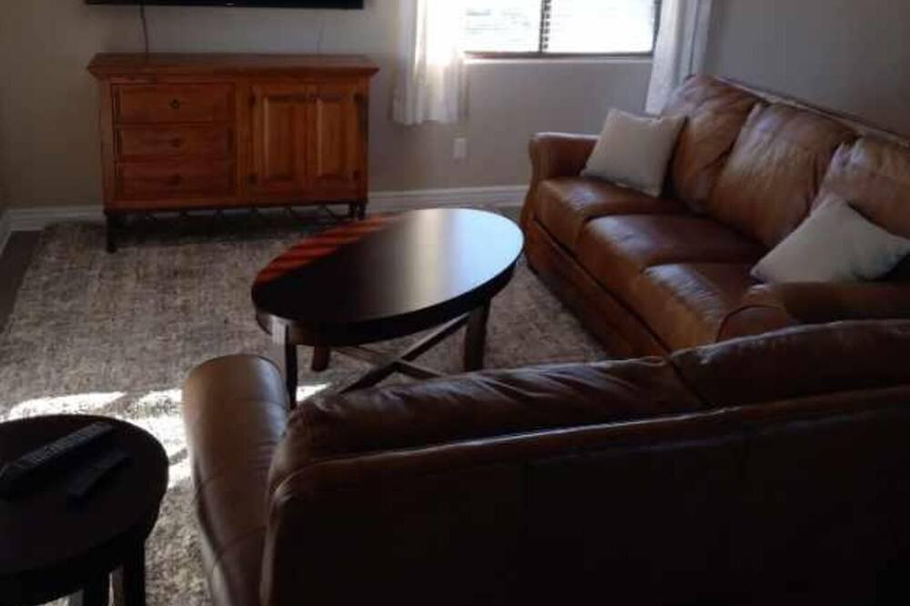 Photo of Livingroom in Williamson