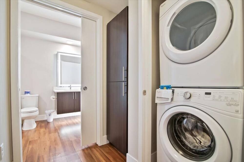 Photo of Bathroom in Shoreline West