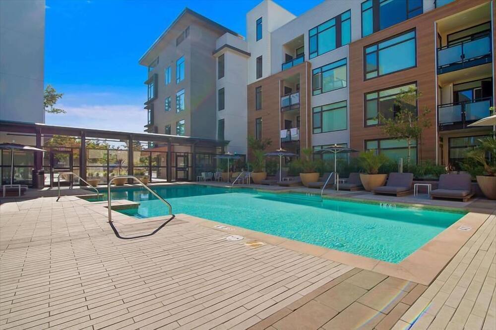 Photo of Outdoor in Shoreline West