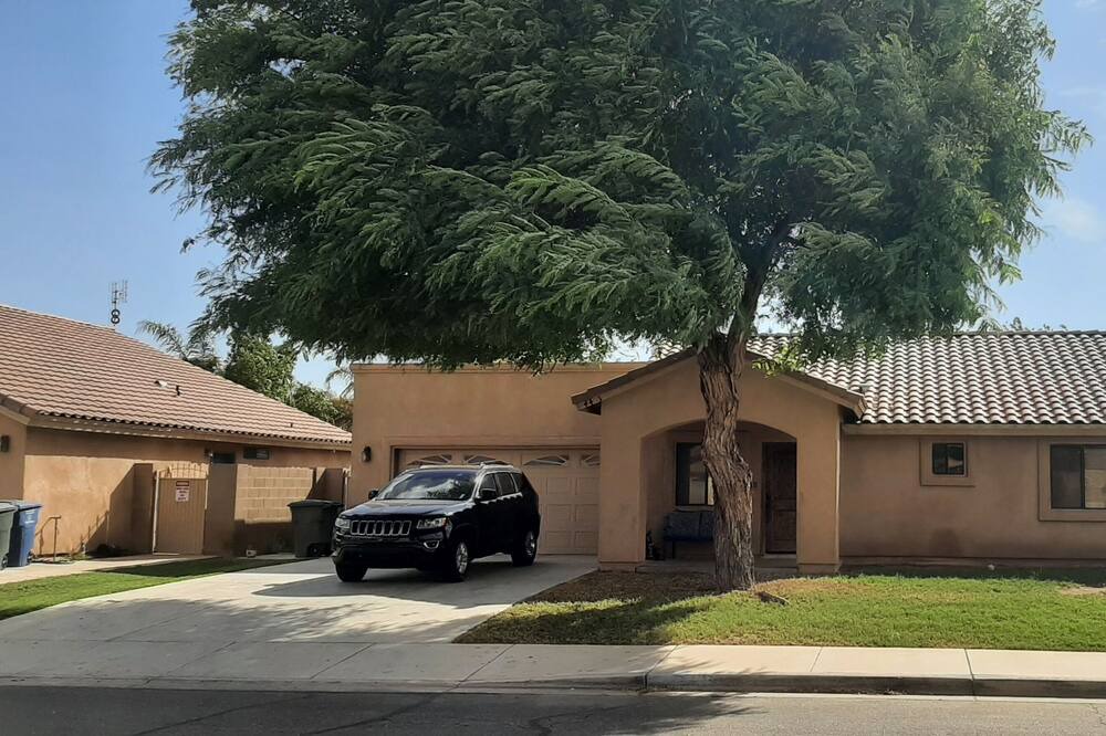 Photo of Others in Yuma