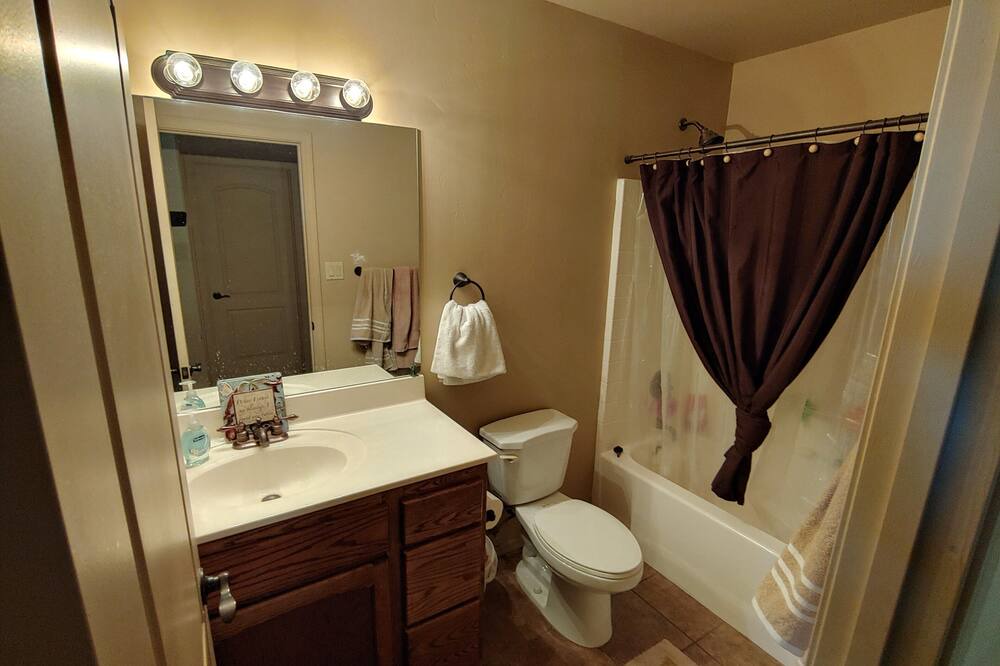 Photo of Bathroom in Yuma