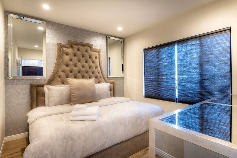 Photo of Bedroom in Los Angeles