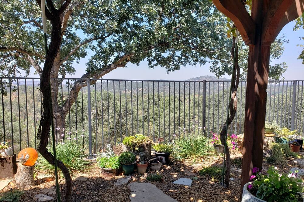 Photo of Patio Balcony in Coarsegold