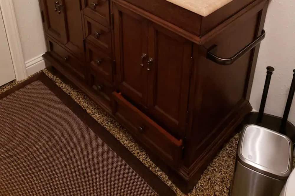 Photo of Bathroom in Coarsegold