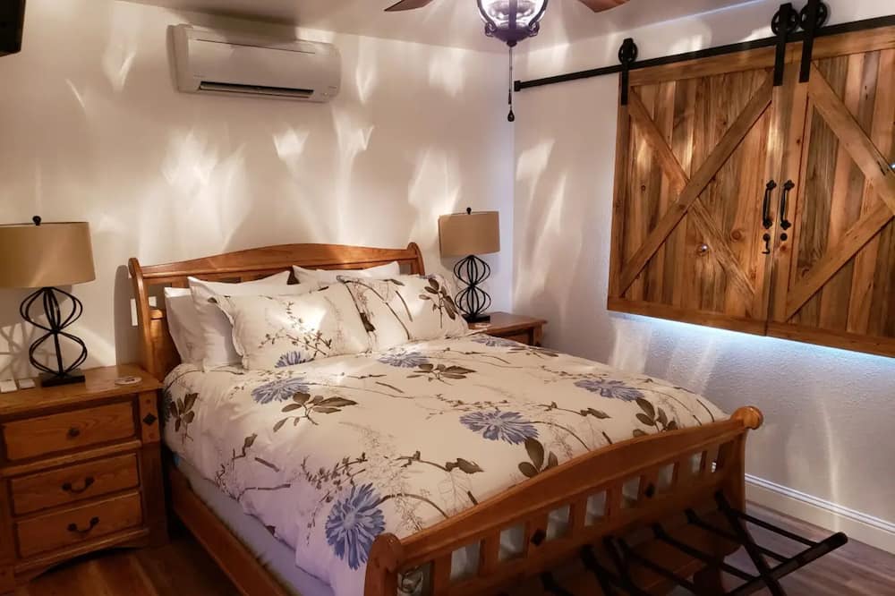 Photo of Bedroom in Coarsegold