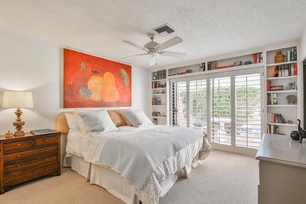 Photo of Bedroom in Palm Desert